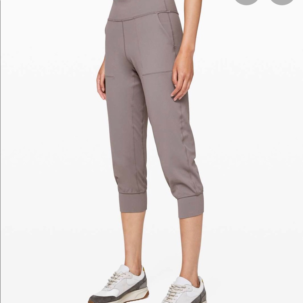 NWT lululemon align jogger crop
